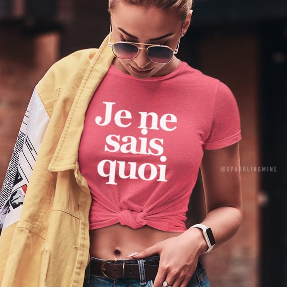 Je Ne Sais Quoi Heather Red Fashion Graphic Tshirt